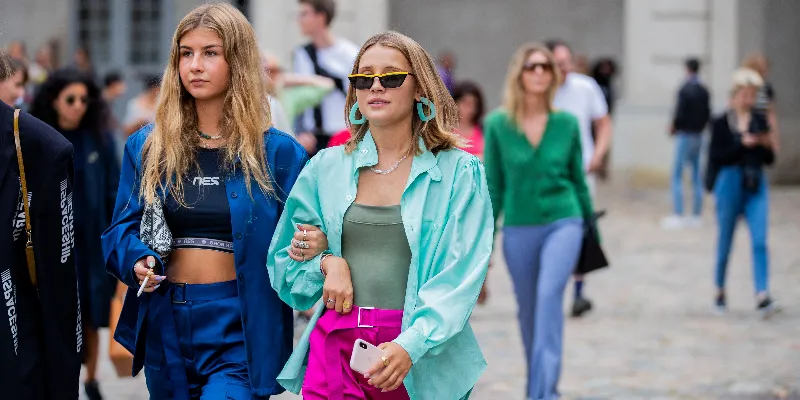 El azul teal en la moda de lujo: Un color excepcional